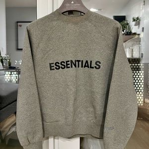 FEAR OF GOD ESSENTIALS CREWNECK SWEATER